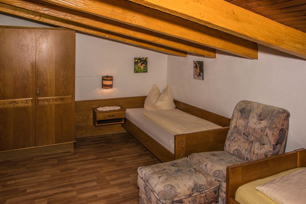 Appart Saroja-Tannleger Бранд Номер фото